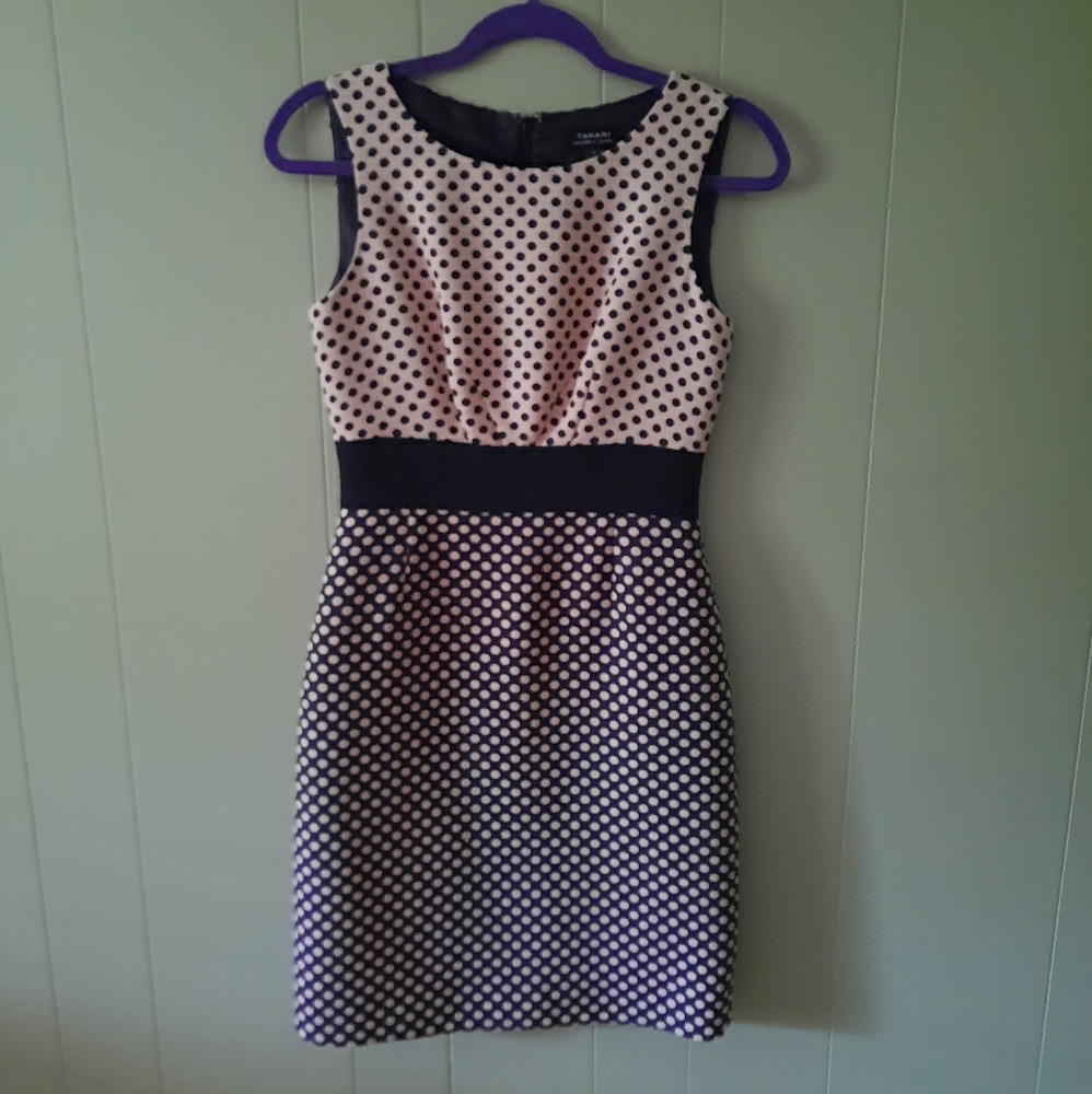LBD Timeless, Classic polka dot dress